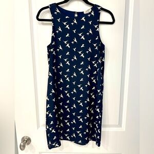 Navy summer dress with birds. Polyester.